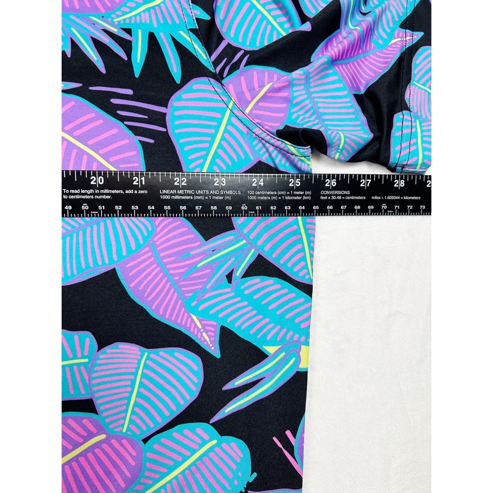 Chubbies Mens XXL Performance Polo Shirt Neon Tropical Leaf Print Black Purple - Picture 6 of 8